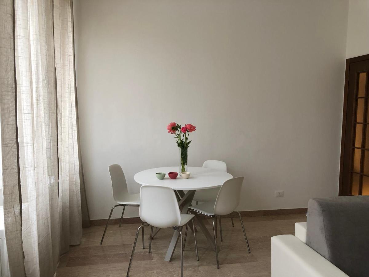 Ampio Bilocale A Milano 아파트 외부 사진